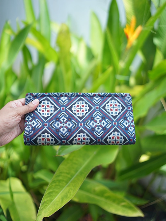Blue & White Diamond Handcrafted Ajrakh Mashru Silk Wallet