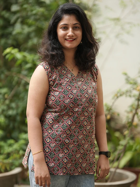 sleeveless print kurti