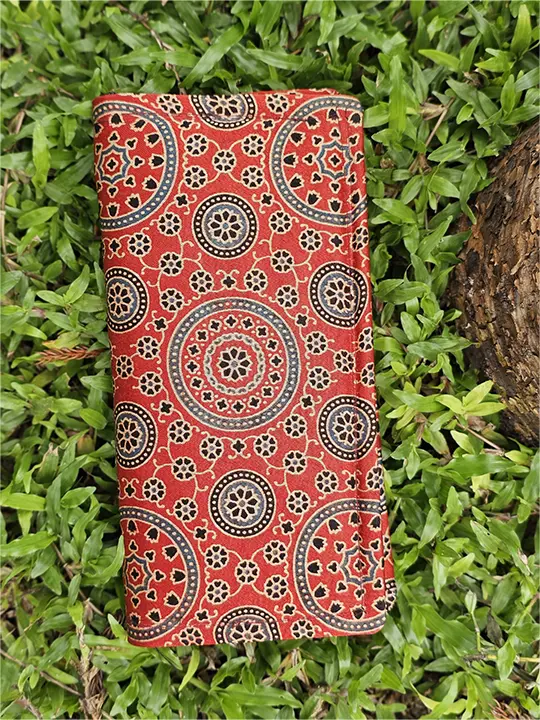 red block print wallet