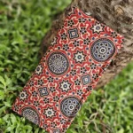 red wallet for women