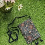 tassel sling bag