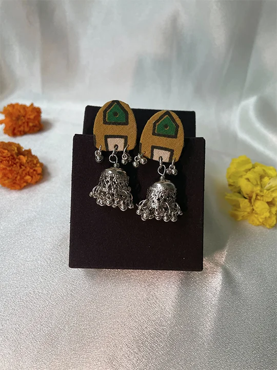 jumpee earrings yellow
